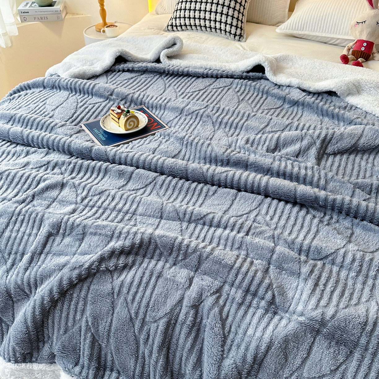 91家纺网 家纺一手货源 找家纺 （总）悦织湾家纺 2025新款塔芙绒羊羔绒舒棉绒毛毯叶子系列