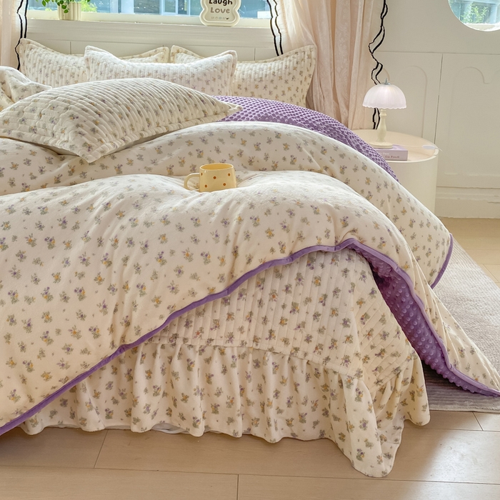 梦可莱家居 2025秋冬新品豆豆绒床盖大花边四件套花紫