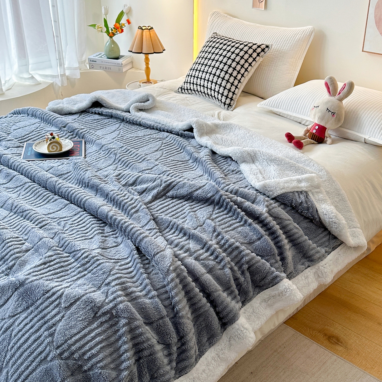 91家纺网 家纺一手货源 找家纺 （总）悦织湾家纺 2025新款塔芙绒羊羔绒舒棉绒毛毯叶子系列