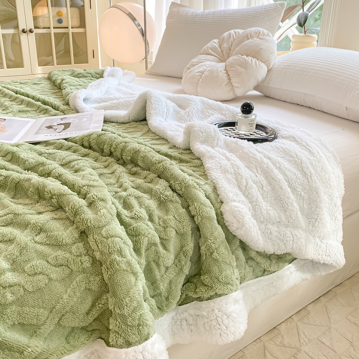 91家纺网 家纺一手货源 找家纺 悦织湾家纺 2025新款塔芙绒羊羔绒舒棉绒毛毯麻花格系列 麻花格-草绿