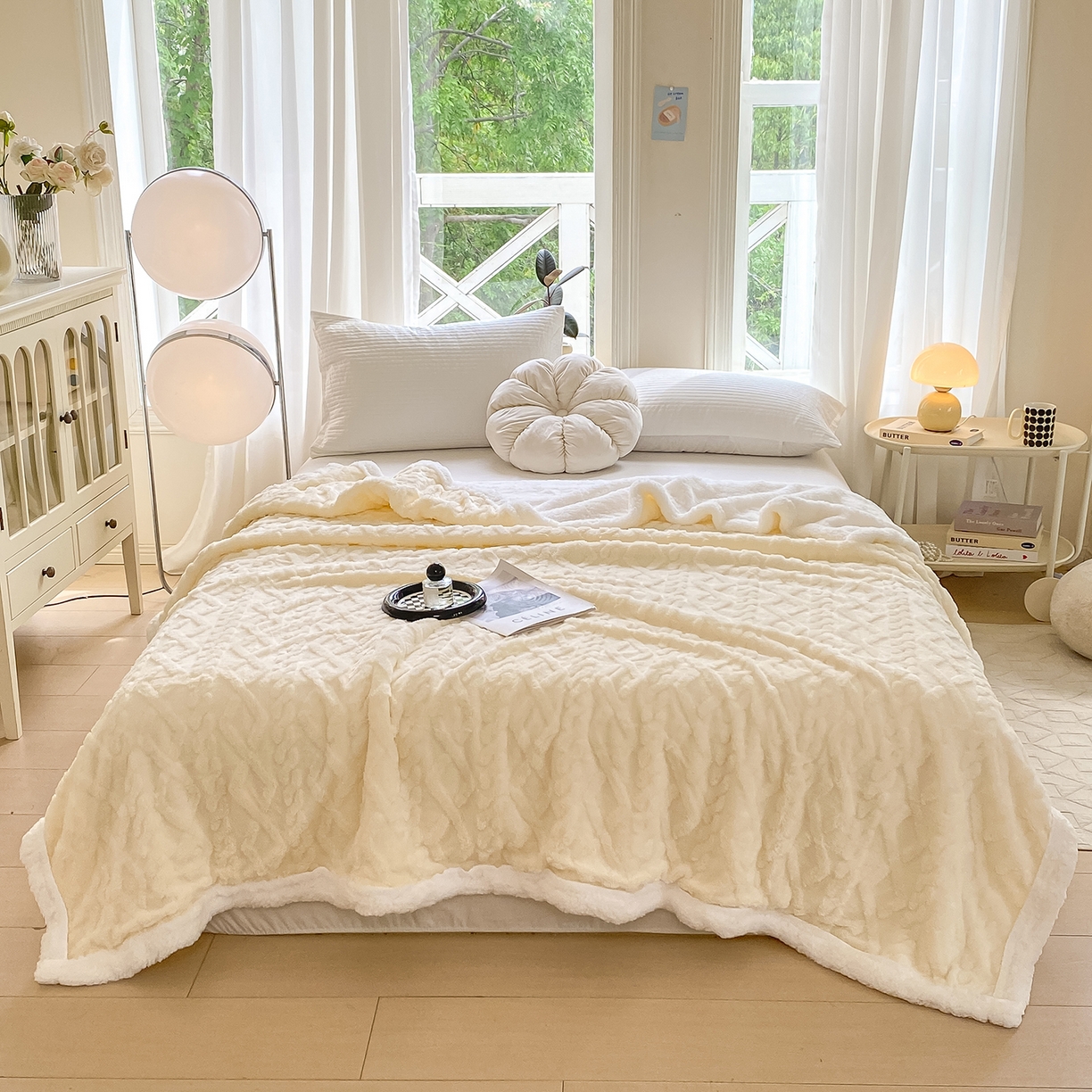 悦织湾家纺 2025新款塔芙绒羊羔绒舒棉绒毛毯麻花格系列 麻花格-米白