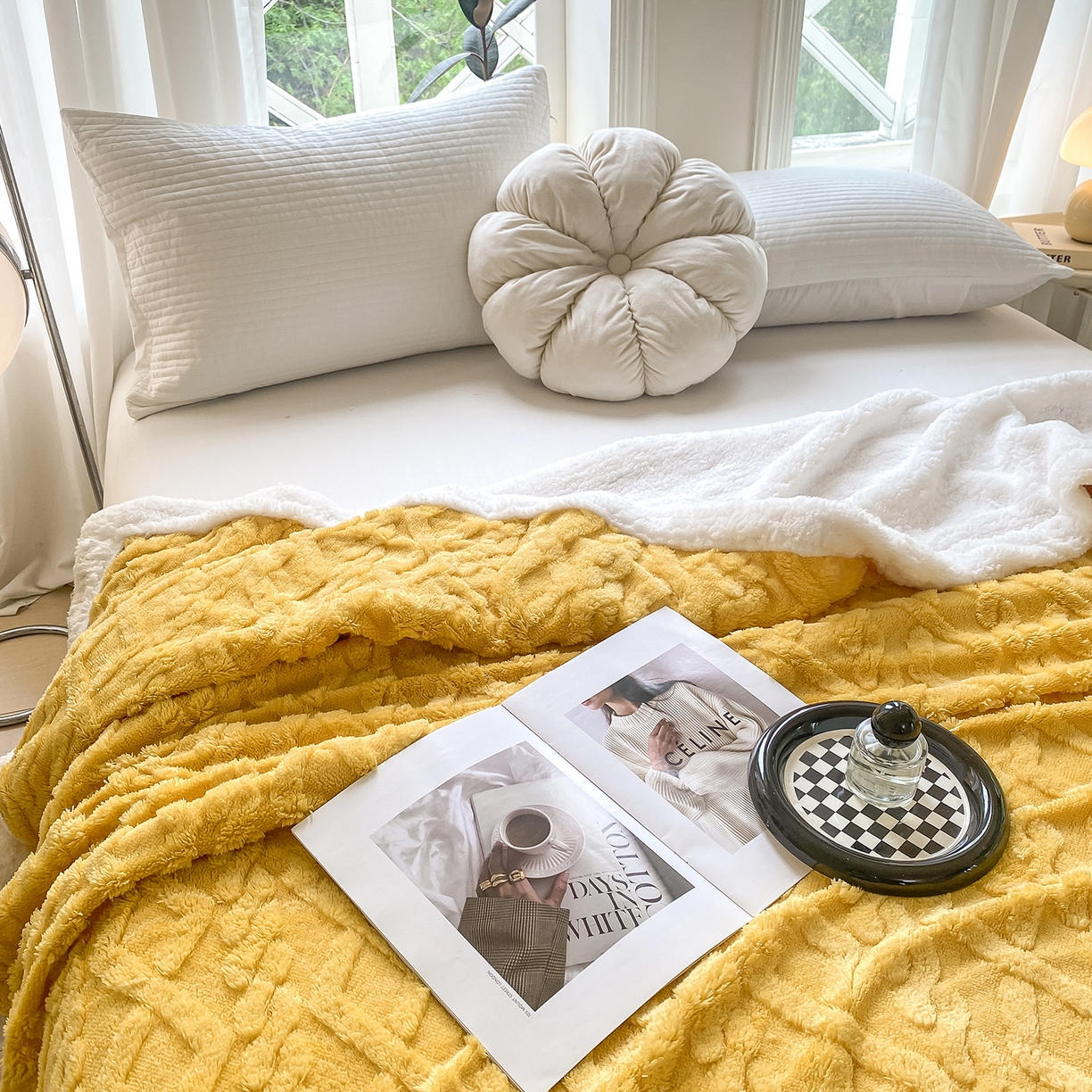 91家纺网 家纺一手货源 找家纺 悦织湾家纺 2025新款塔芙绒羊羔绒舒棉绒毛毯麻花格系列 麻花格-黄色