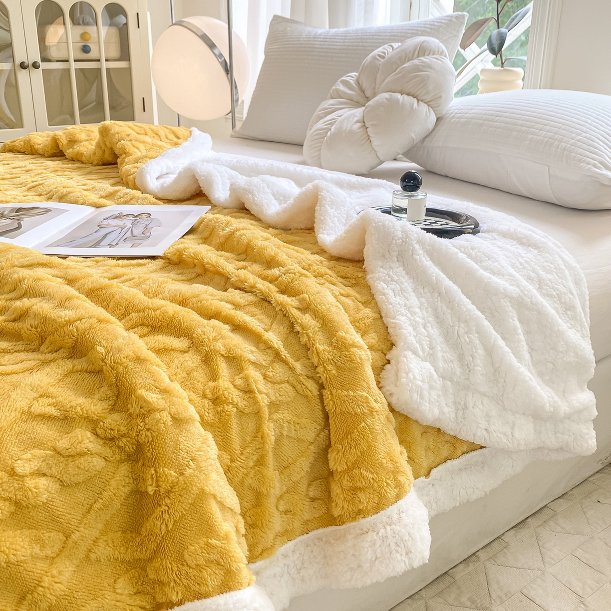 91家纺网 家纺一手货源 找家纺 悦织湾家纺 2025新款塔芙绒羊羔绒舒棉绒毛毯麻花格系列 麻花格-黄色