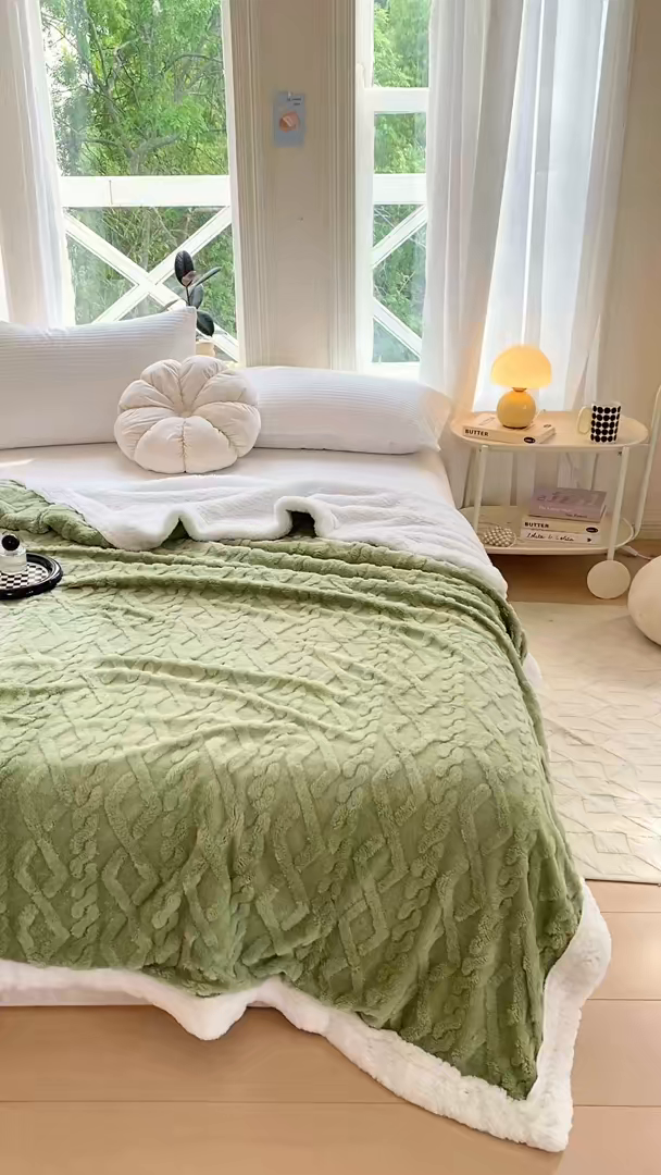 91家纺网 家纺一手货源 找家纺 （总）悦织湾家纺 2025新款塔芙绒羊羔绒舒棉绒毛毯麻花格系列