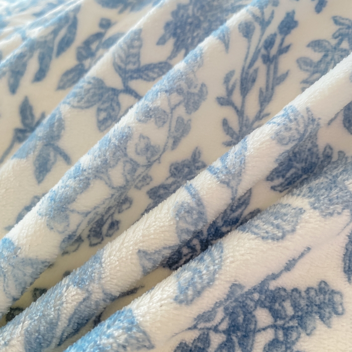 91家纺网 家纺一手货源 找家纺 梦可莱家居 2025秋冬新品豆豆绒床盖大花边四件套兰芝