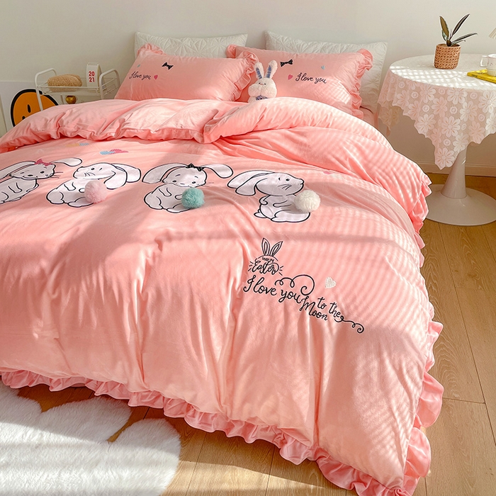 91家纺网 家纺一手货源 找家纺 （总）梵克保罗 2025新款卡通韩版婴儿绒绣花四件套