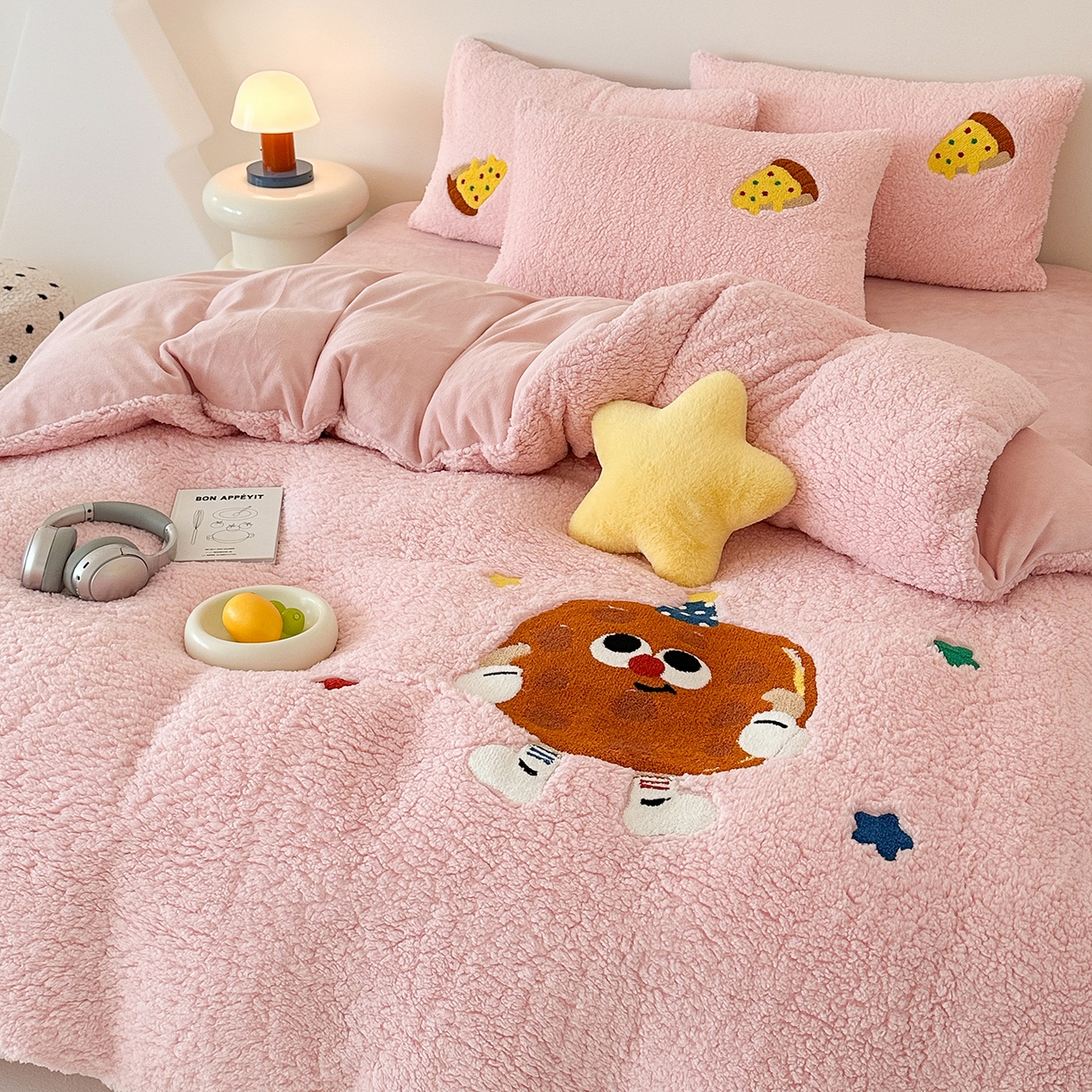 91家纺网 家纺一手货源 找家纺 （总）梓之赫 2025新款小版羊羔绒牛奶绒卡通四件套冬季加厚保暖