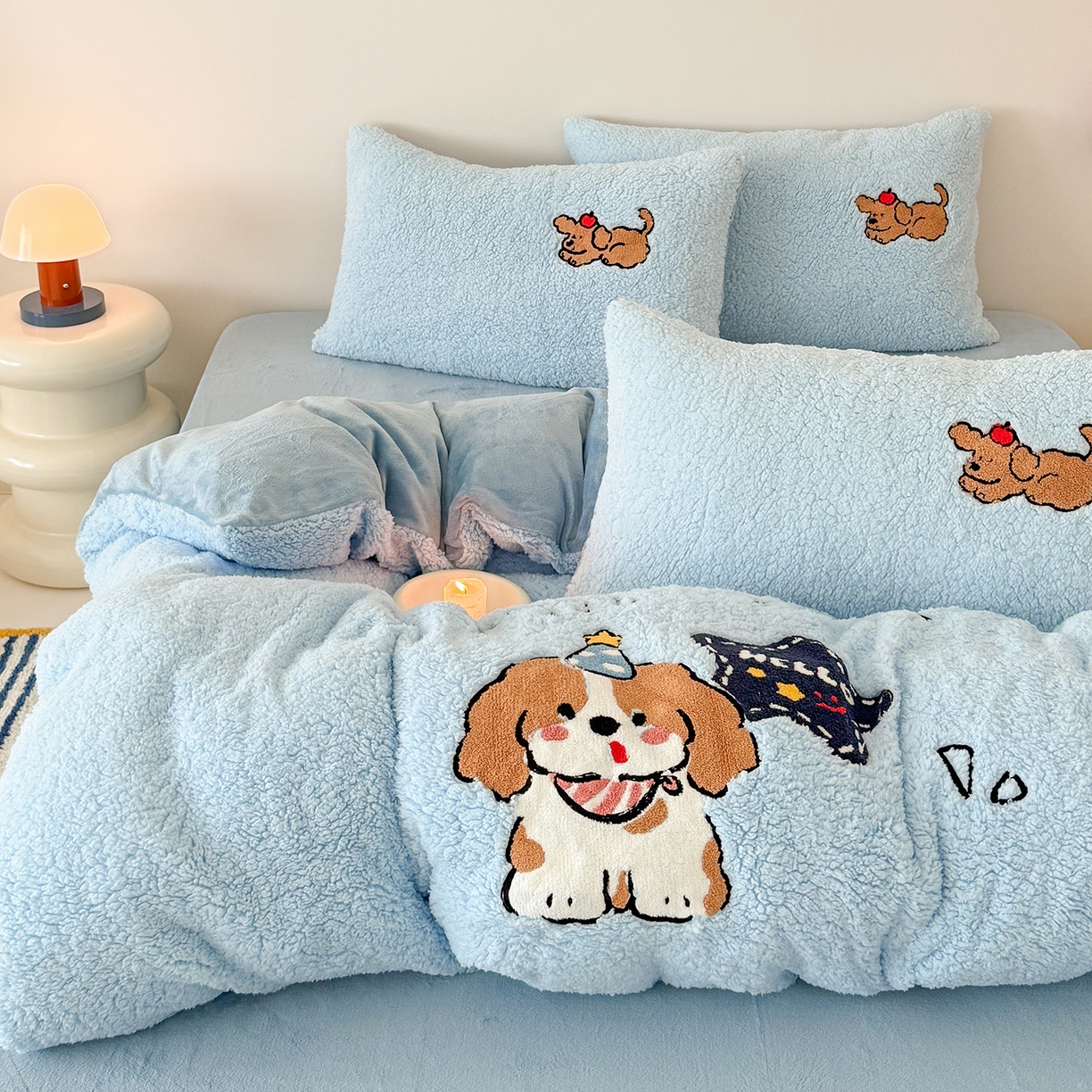 91家纺网 家纺一手货源 找家纺 梓之赫 2025新款小版羊羔绒牛奶绒卡通四件套冬季加厚保暖 星星小狗-蓝