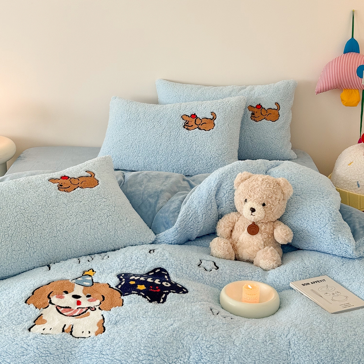 91家纺网 家纺一手货源 找家纺 梓之赫 2025新款小版羊羔绒牛奶绒卡通四件套冬季加厚保暖 星星小狗-蓝