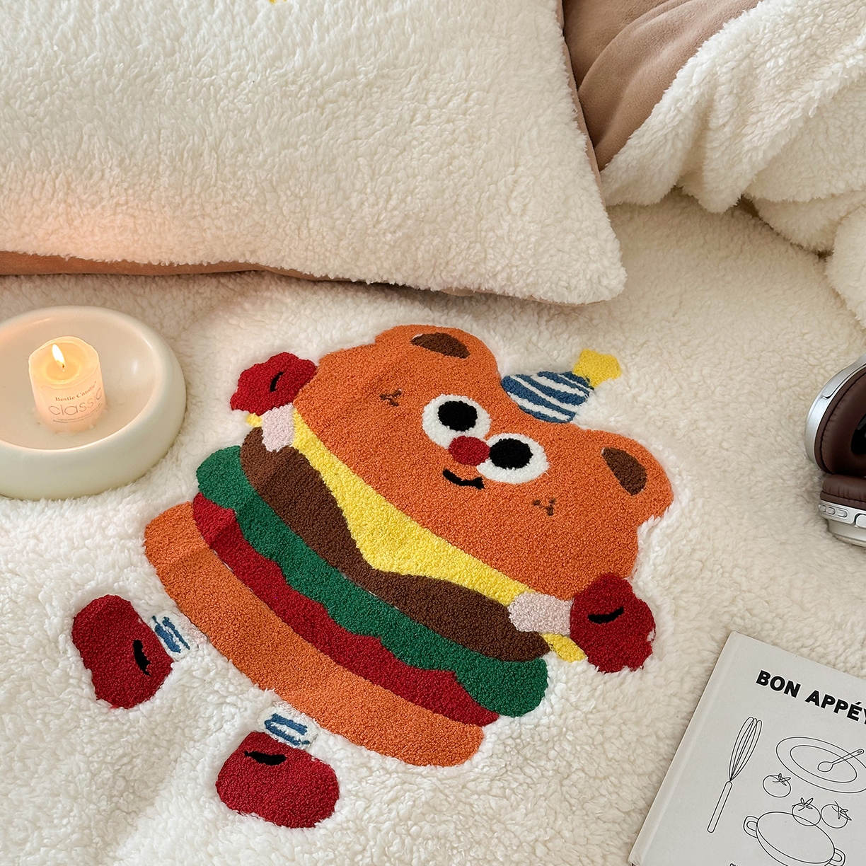 91家纺网 家纺一手货源 找家纺 梓之赫 2025新款小版羊羔绒牛奶绒卡通四件套冬季加厚保暖 汉堡-白卡其