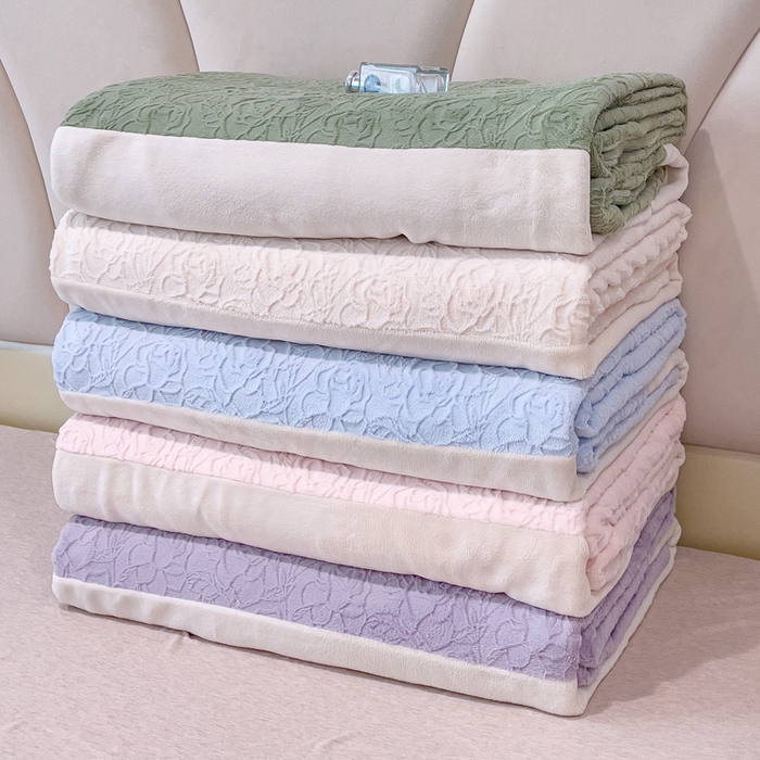 梵克保罗 2025秋冬新款全消光牛奶绒雕花拼接刺绣款四件套-假日玫瑰（含买家秀） 组合图