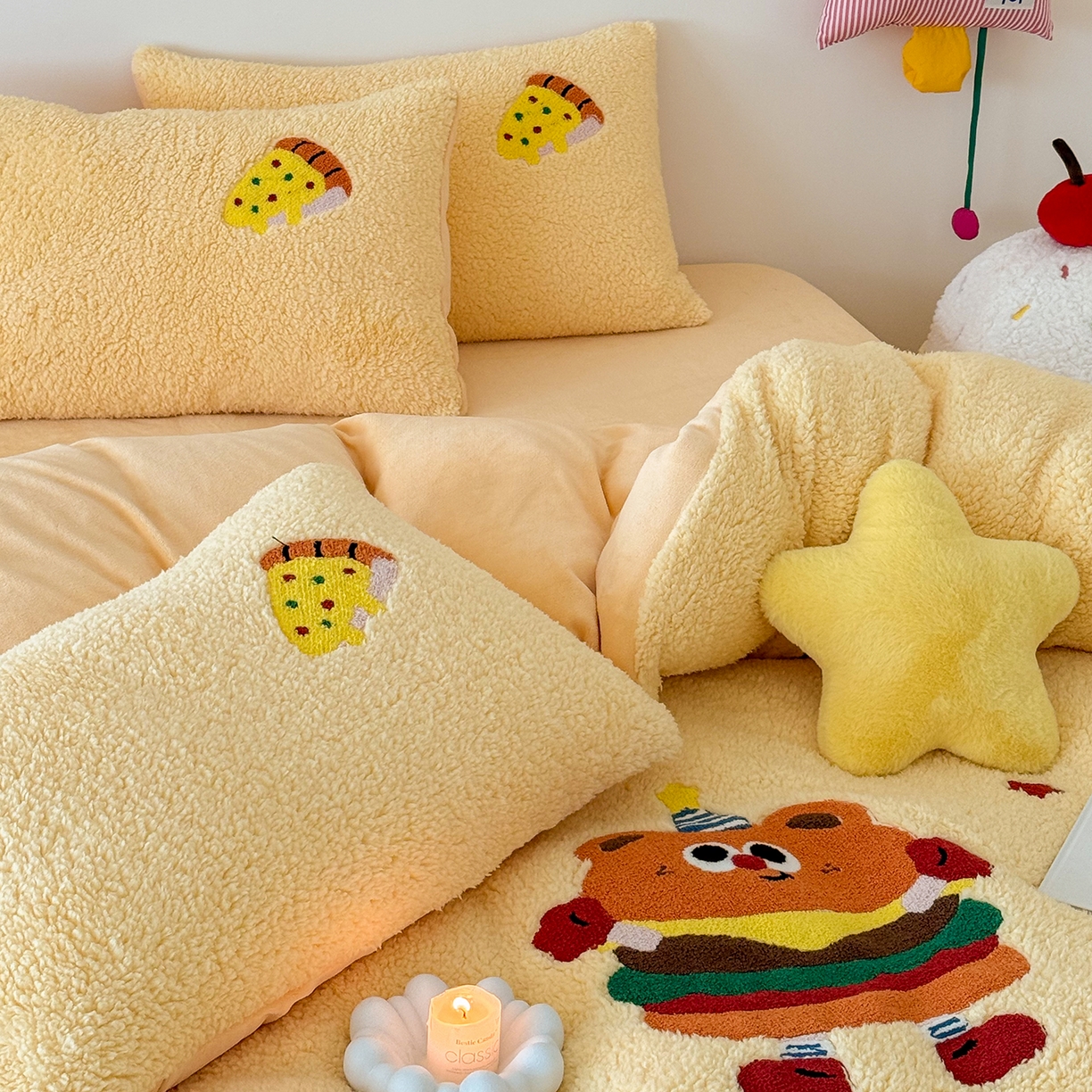 91家纺网 家纺一手货源 找家纺 梓之赫 2025新款小版羊羔绒牛奶绒卡通四件套冬季加厚保暖 汉堡-黄