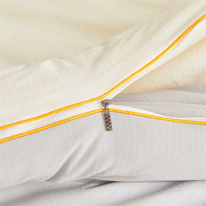 91家纺网 家纺一手货源 找家纺 梵蒂莎 【可检测】2025新款130克拉链子母被子被芯二合一（撞色款） 白色+灰色