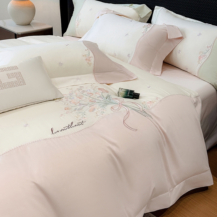 91家纺网 家纺一手货源 找家纺 （总）优悦生活馆 2025新款全棉新疆长绒棉四件套-鸢尾花畔风格二