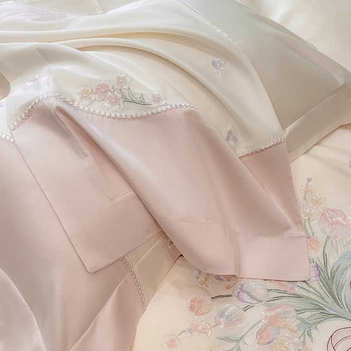 91家纺网 家纺一手货源 找家纺 优悦生活馆 2025新款全棉新疆长绒棉四件套-鸢尾花畔风格二 鸢尾花畔-露娜粉