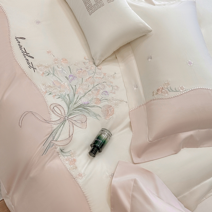 91家纺网 家纺一手货源 找家纺 （总）优悦生活馆 2025新款全棉新疆长绒棉四件套-鸢尾花畔风格二