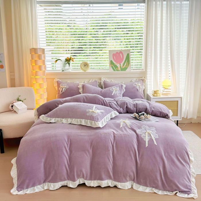 梵克保罗 2025新款秋冬韩版花边蕾丝刺绣加厚牛奶绒四件套-花屿集（含无纺布手提袋） 花屿集-紫