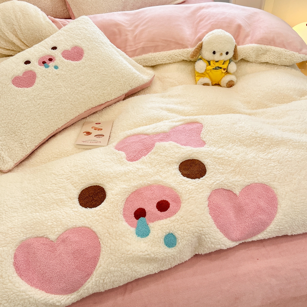 91家纺网 家纺一手货源 找家纺 （总）梓之赫 2025新款大版羊羔绒牛奶绒卡通四件套冬季加厚保暖