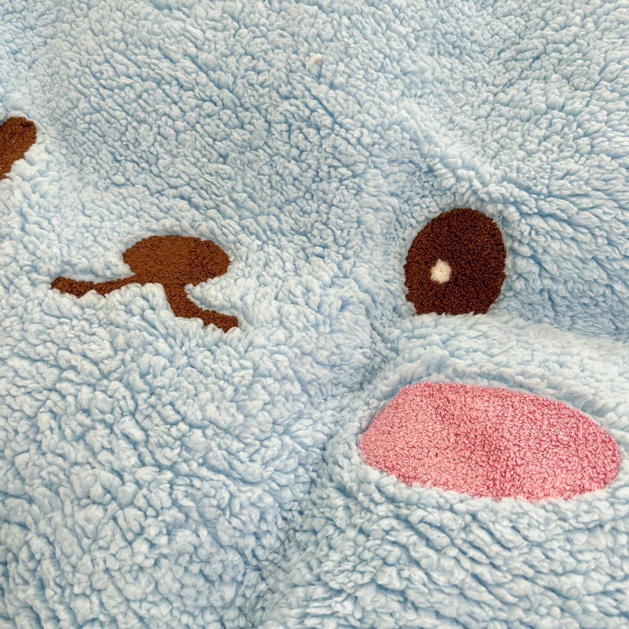 91家纺网 家纺一手货源 找家纺 梓之赫 2025新款大版羊羔绒牛奶绒卡通四件套冬季加厚保暖 晚安狗-蓝