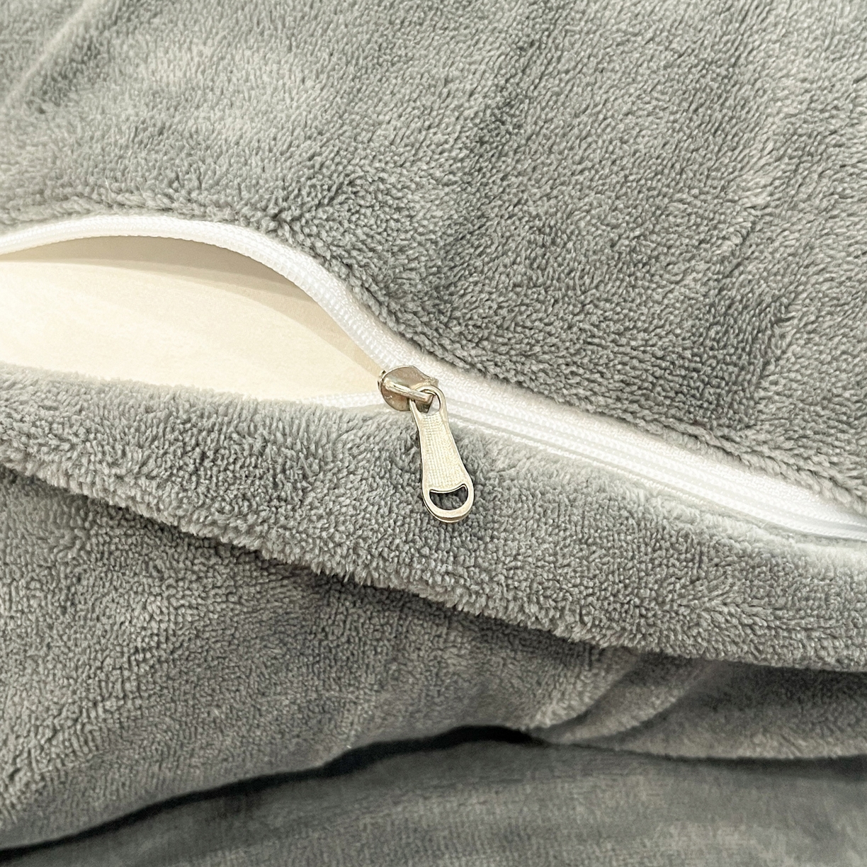 91家纺网 家纺一手货源 找家纺 雅居纺家纺 2025新款贝壳边牛奶绒四件套 贝壳边 春风十里-灰