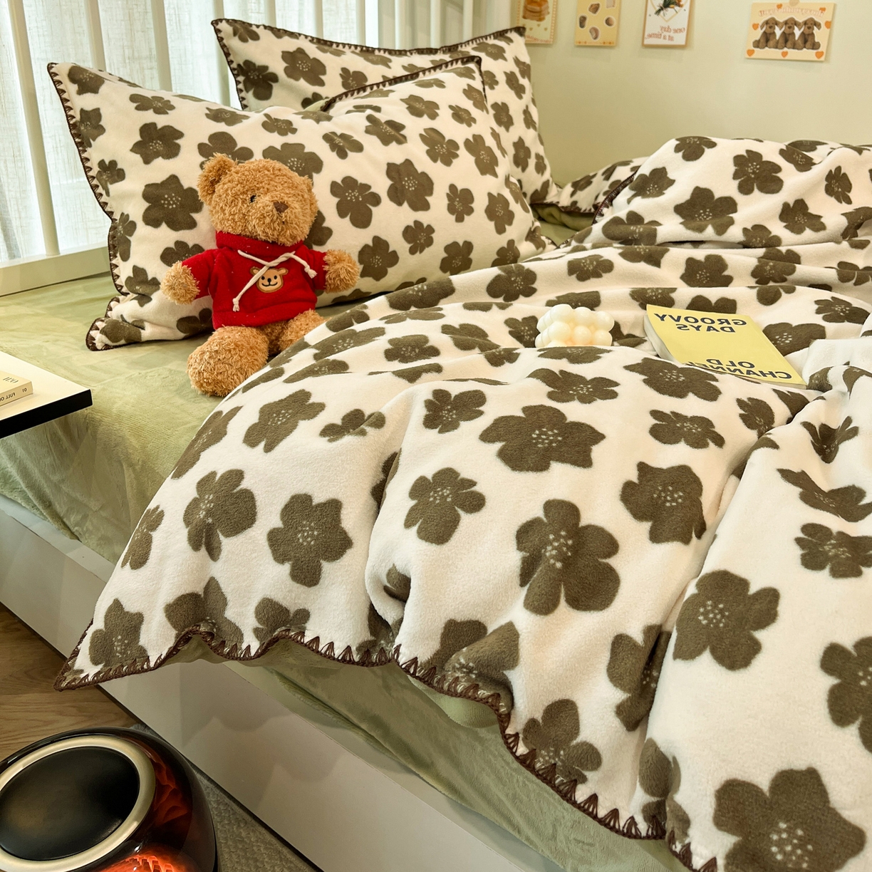 91家纺网 家纺一手货源 找家纺 雅居纺家纺 2025新款贝壳边牛奶绒四件套 贝壳边 春风十里-绿