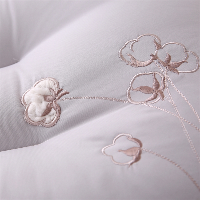 91家纺网 家纺一手货源 找家纺 天意美枕芯 2025新款一朵棉枕枕头枕芯 浅灰