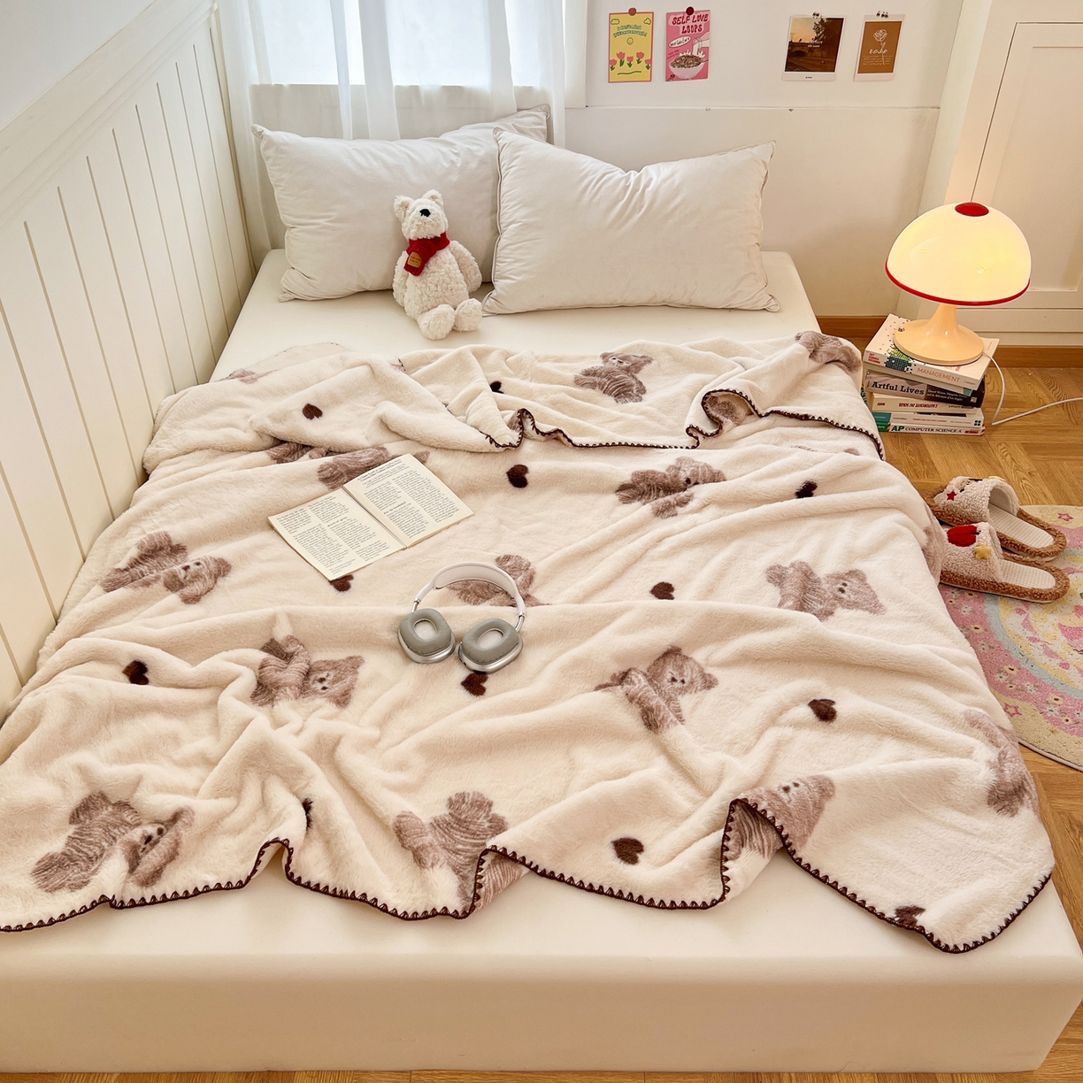 91家纺网 家纺一手货源 找家纺 雅居纺家纺 2025新款贝壳边双面兔绒印花毛毯 毛毯-爱心熊咖