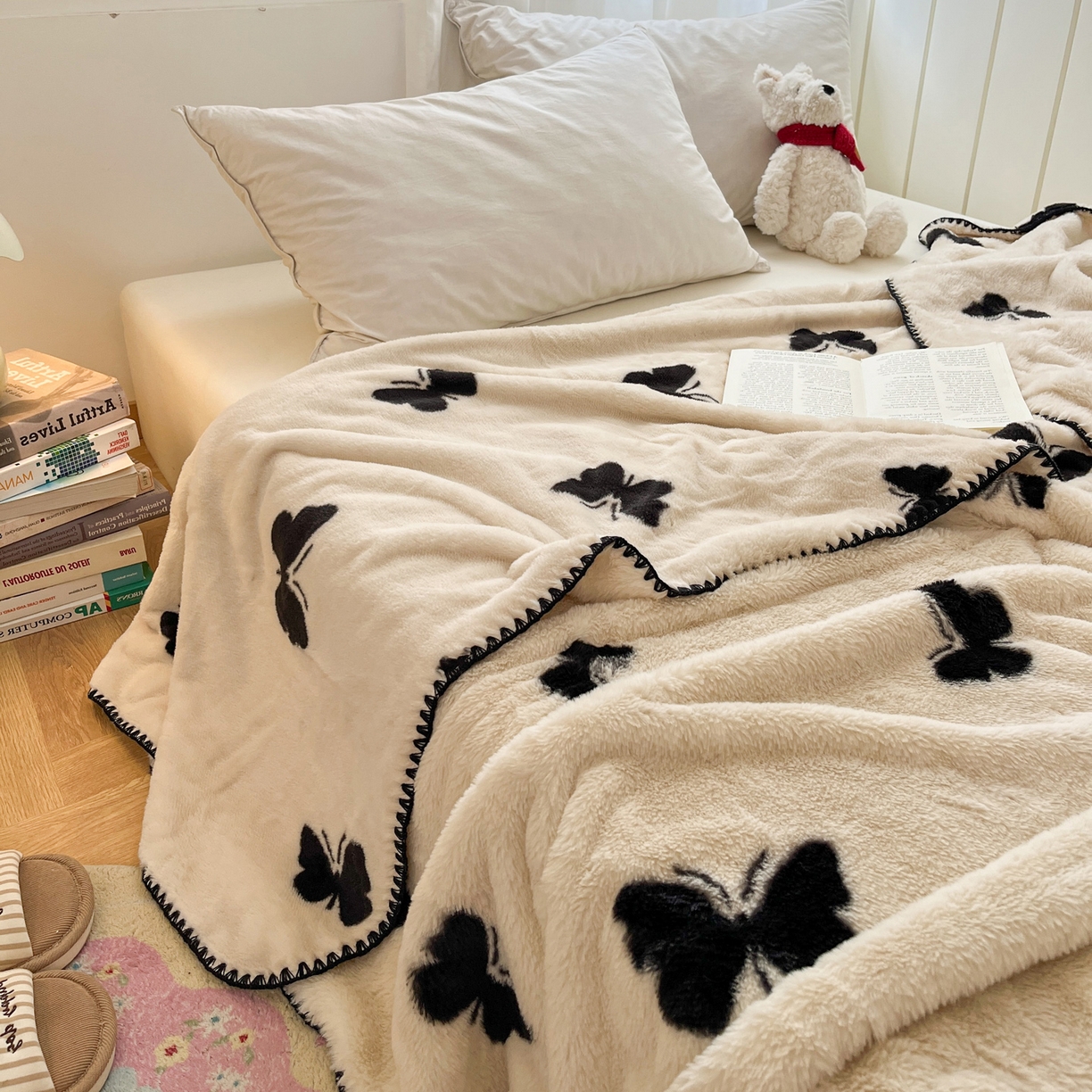 91家纺网 家纺一手货源 找家纺 雅居纺家纺 2025新款贝壳边双面兔绒印花毛毯 毛毯-蝴蝶梦境