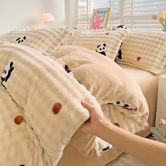 梵克保罗 2025秋冬新款牛奶绒泡泡绒印花卡通花卉兔毛单被套 熊猫点点-咖