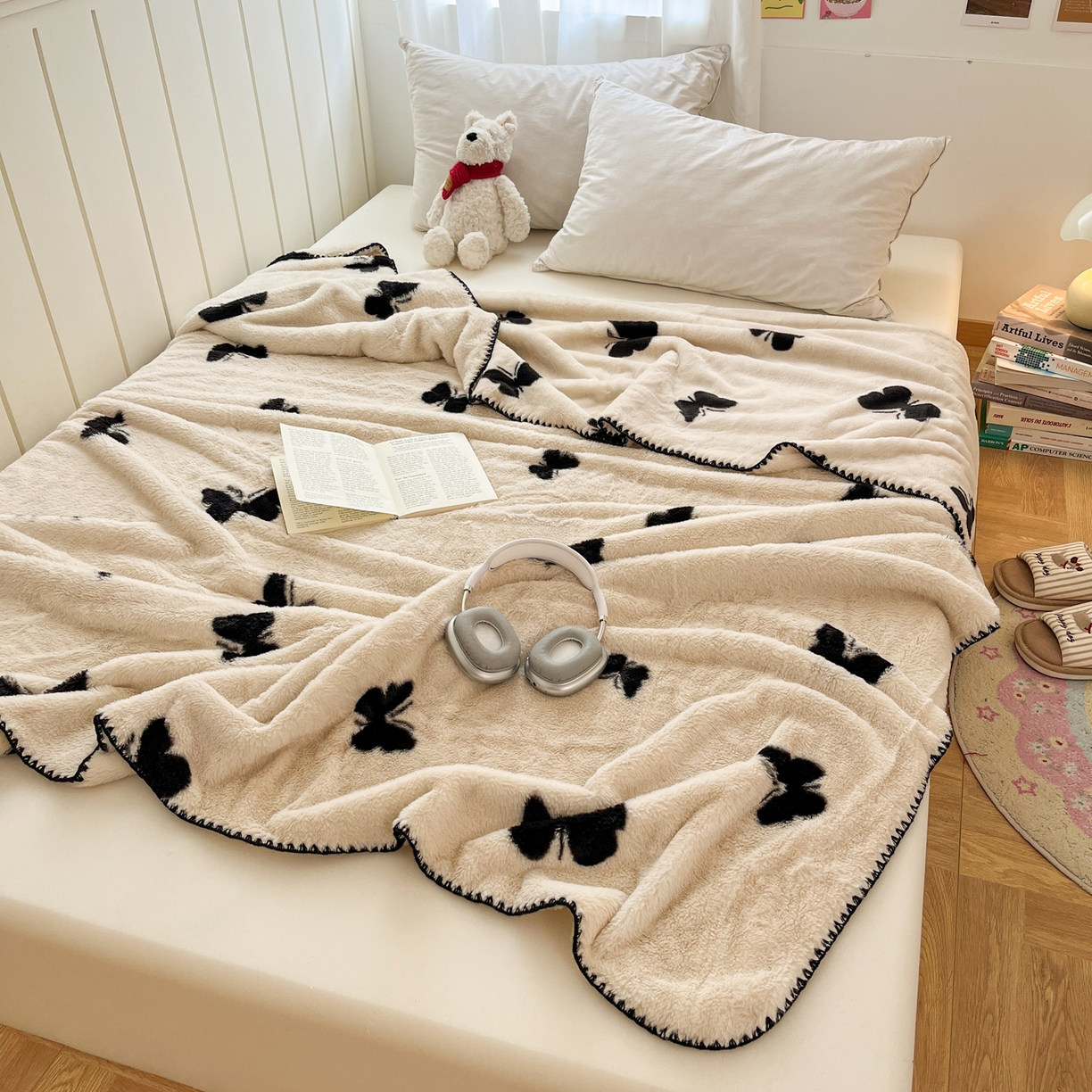 91家纺网 家纺一手货源 找家纺 雅居纺家纺 2025新款贝壳边双面兔绒印花毛毯 毛毯-蝴蝶梦境