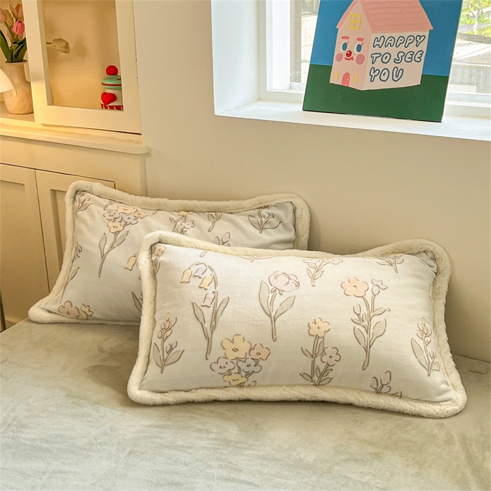 91家纺网 家纺一手货源 找家纺 启程家纺 2025新款雕花牛奶绒四件套包边款 铃兰花-包边款