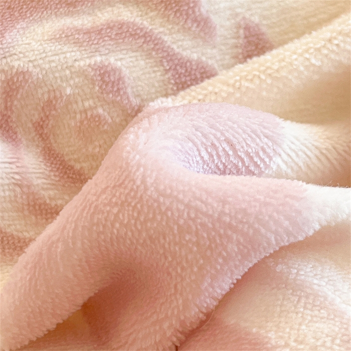 91家纺网 家纺一手货源 找家纺 启程家纺 2025新款雕花牛奶绒四件套包边款 蝶恋花-粉-包边款