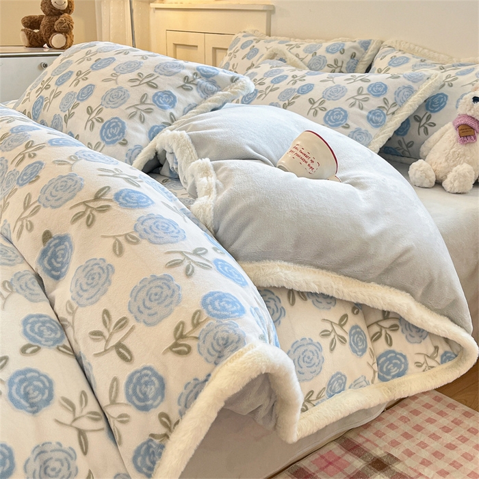 91家纺网 家纺一手货源 找家纺 （总）启程家纺 2025新款雕花牛奶绒四件套包边款