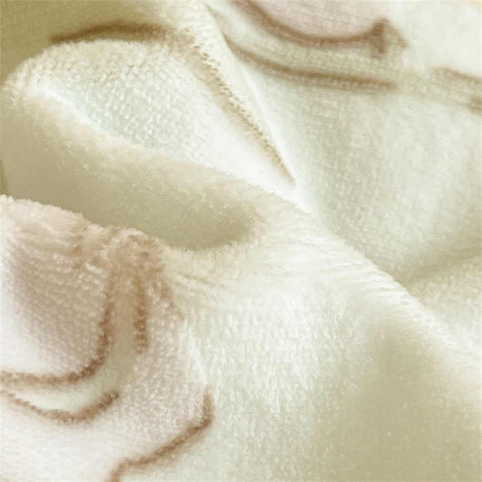 91家纺网 家纺一手货源 找家纺 启程家纺 2025新款雕花牛奶绒四件套包边款 铃兰花-包边款