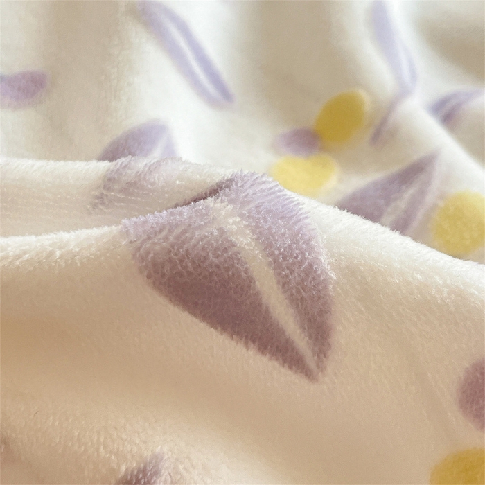 91家纺网 家纺一手货源 找家纺 启程家纺 2025新款雕花牛奶绒四件套包边款 小豆芽-紫-包边款