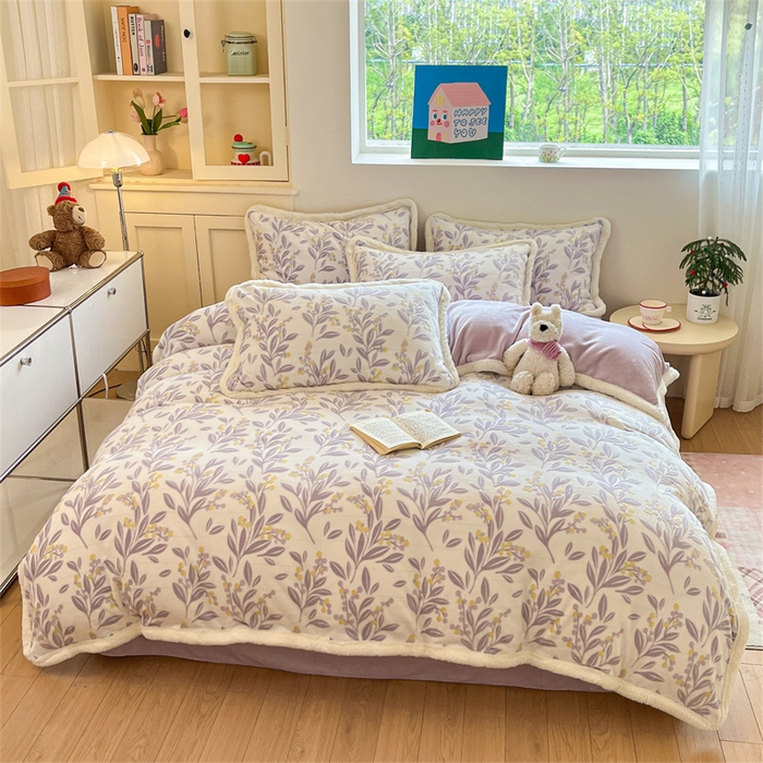 91家纺网 家纺一手货源 找家纺 启程家纺 2025新款雕花牛奶绒四件套包边款 小豆芽-紫-包边款