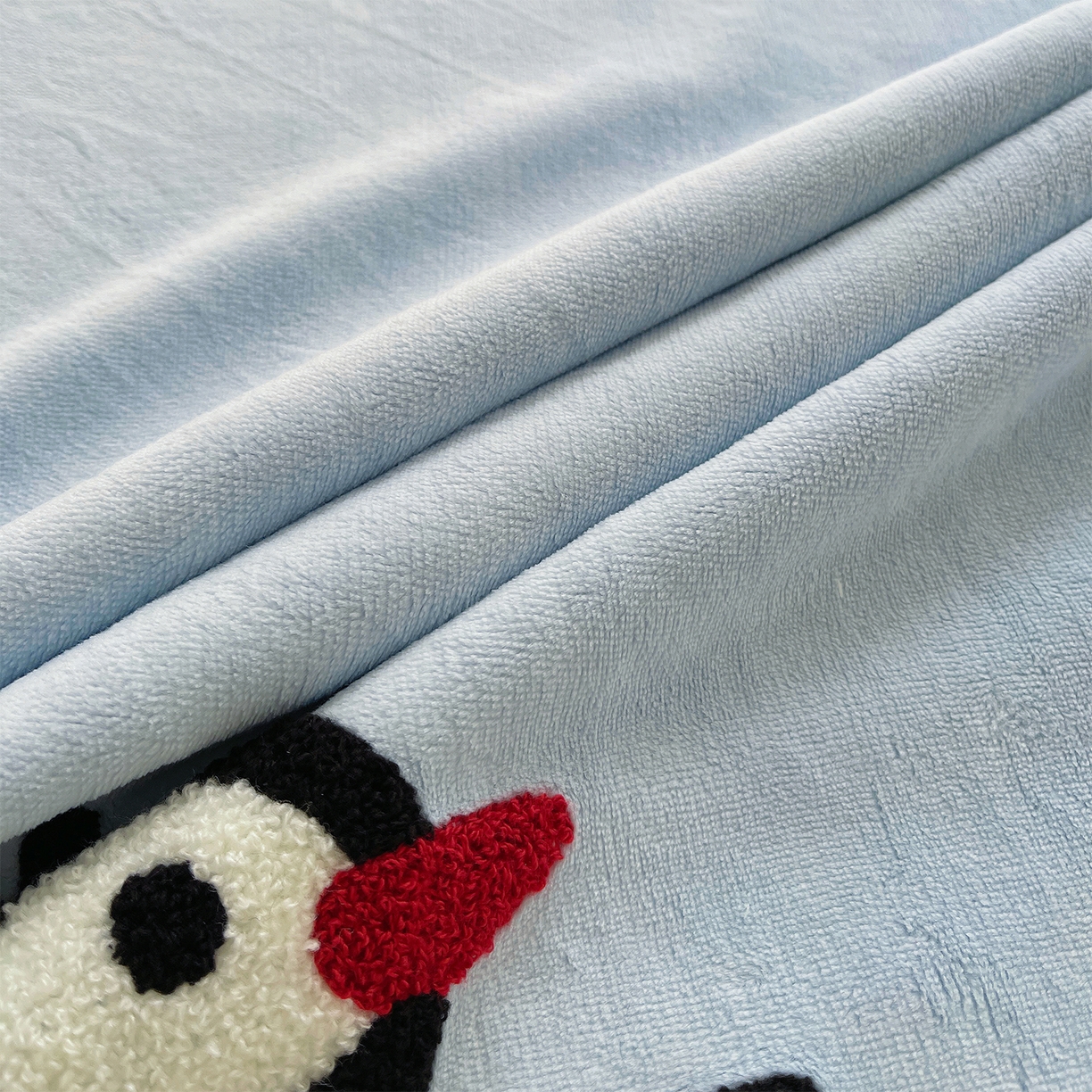 91家纺网 家纺一手货源 找家纺 炫拼家纺 2025新款高克重牛奶绒满版毛巾绣卡通加厚四件套-糯米系列 糯米-慢时光