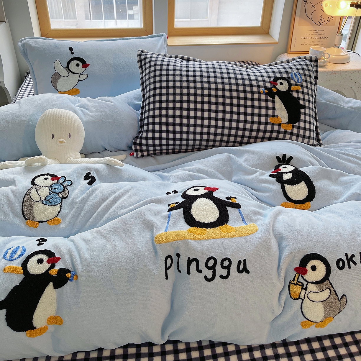 91家纺网 家纺一手货源 找家纺 炫拼家纺 2025新款高克重牛奶绒满版毛巾绣卡通加厚四件套-糯米系列 糯米-慢时光