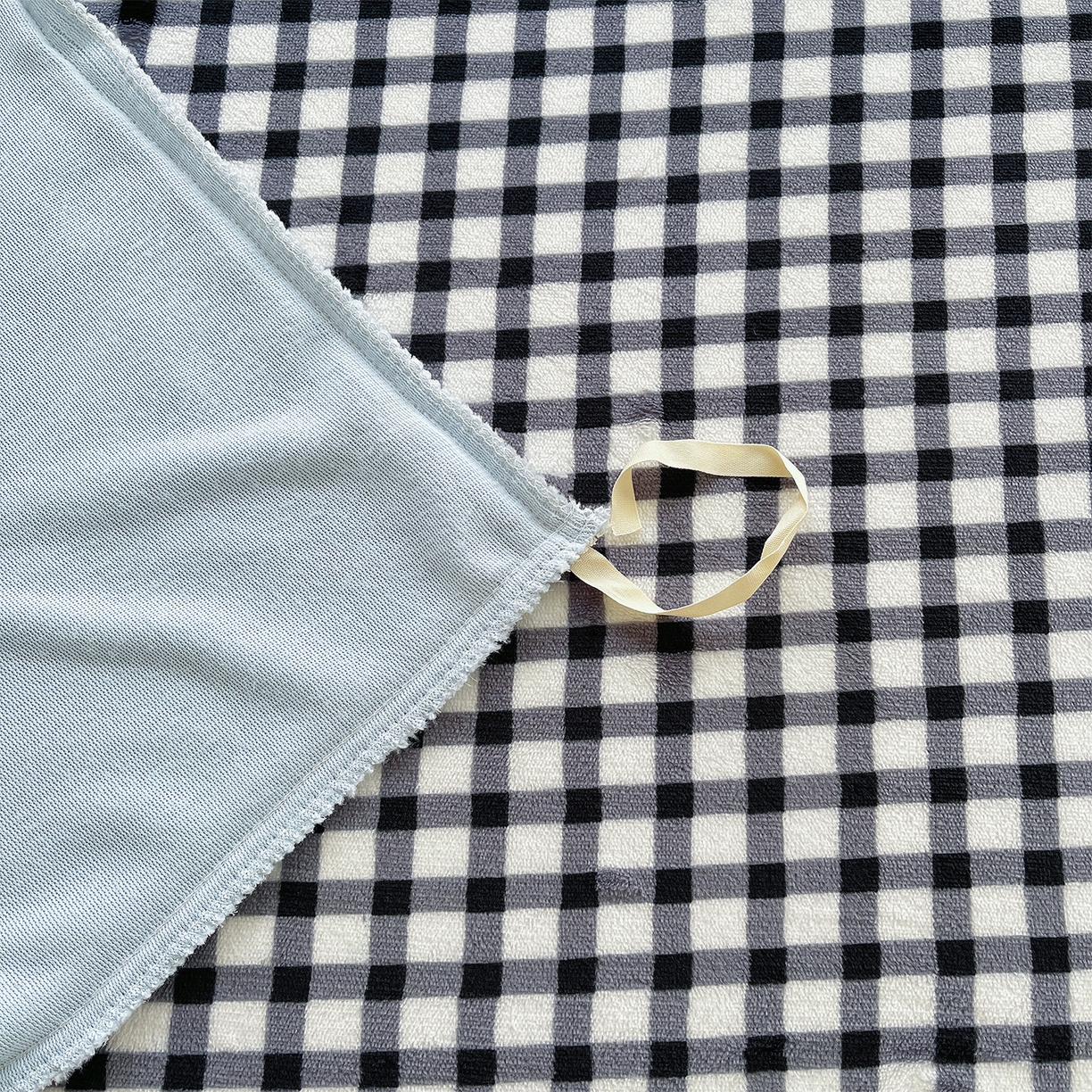 91家纺网 家纺一手货源 找家纺 炫拼家纺 2025新款高克重牛奶绒满版毛巾绣卡通加厚四件套-糯米系列 糯米-慢时光