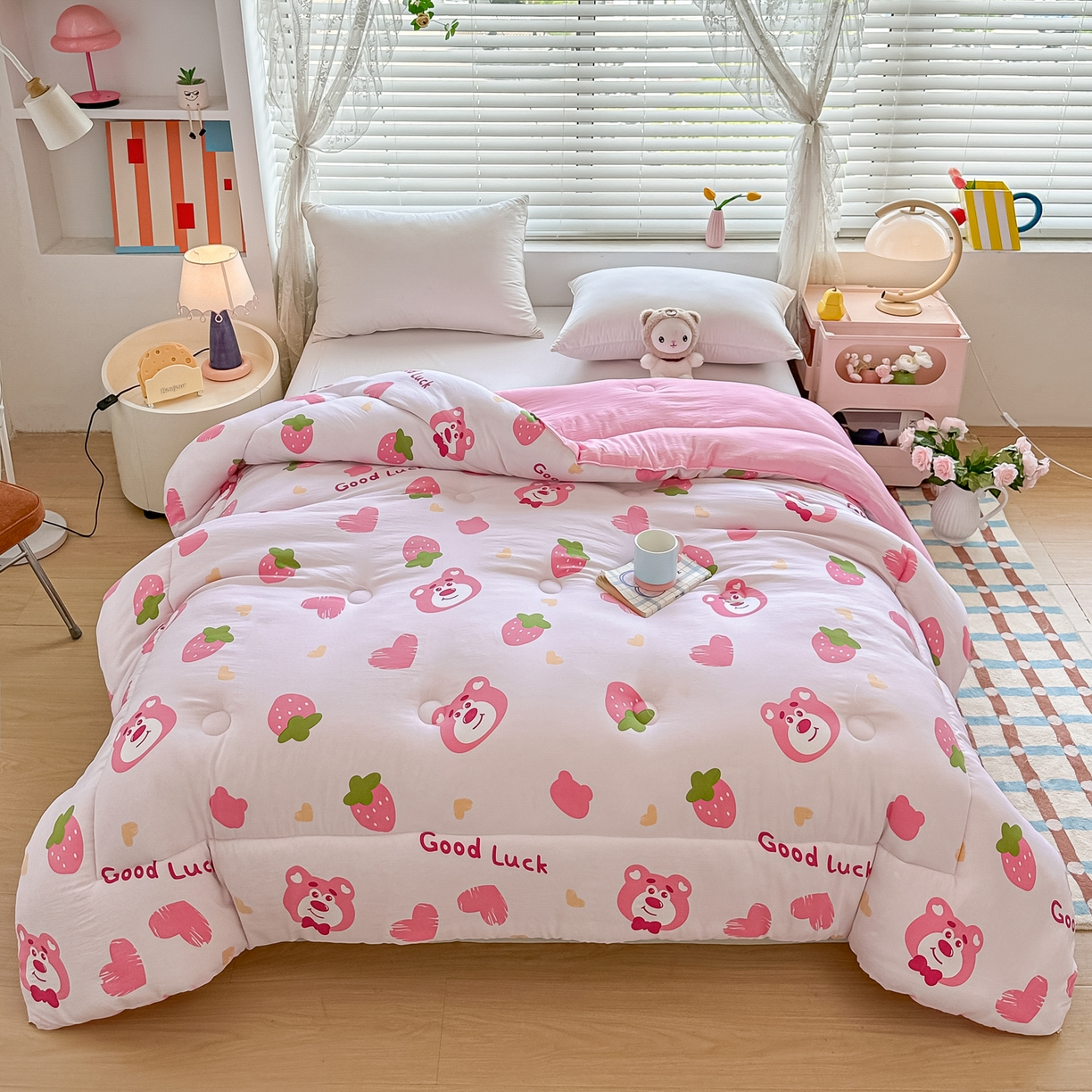 91家纺网 家纺一手货源 找家纺 好欣怡家纺 2025新款A类水洗棉冬被大豆纤维学生四季被子被芯跨境直播（提供买家秀质检报告） 草莓熊