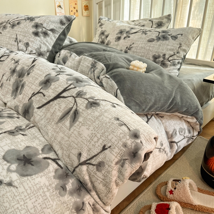（总）雅居纺家纺 2025新款花卉雕花绒加厚保暖四件套