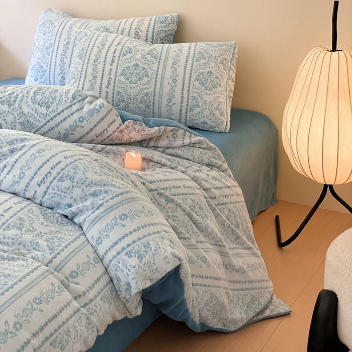 91家纺网 家纺一手货源 找家纺 雅居纺家纺 2025新款花卉雕花绒加厚保暖四件套 法式风情-蓝