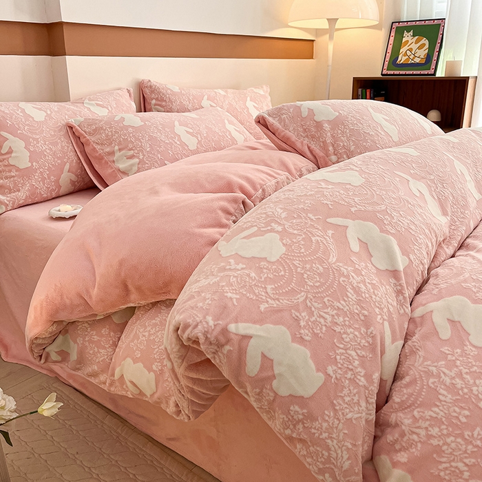 91家纺网 家纺一手货源 找家纺 （总）雅居纺家纺 2025新款花卉雕花绒加厚保暖四件套