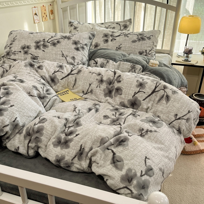 91家纺网 家纺一手货源 找家纺 （总）雅居纺家纺 2025新款花卉雕花绒加厚保暖四件套