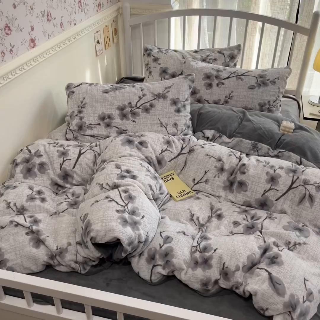 91家纺网 家纺一手货源 找家纺 （总）雅居纺家纺 2025新款花卉雕花绒加厚保暖四件套