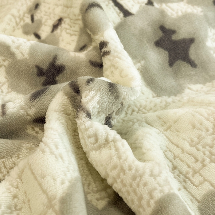 91家纺网 家纺一手货源 找家纺 雅居纺家纺 2025新款花卉雕花绒加厚保暖四件套 柏林梦境-绿