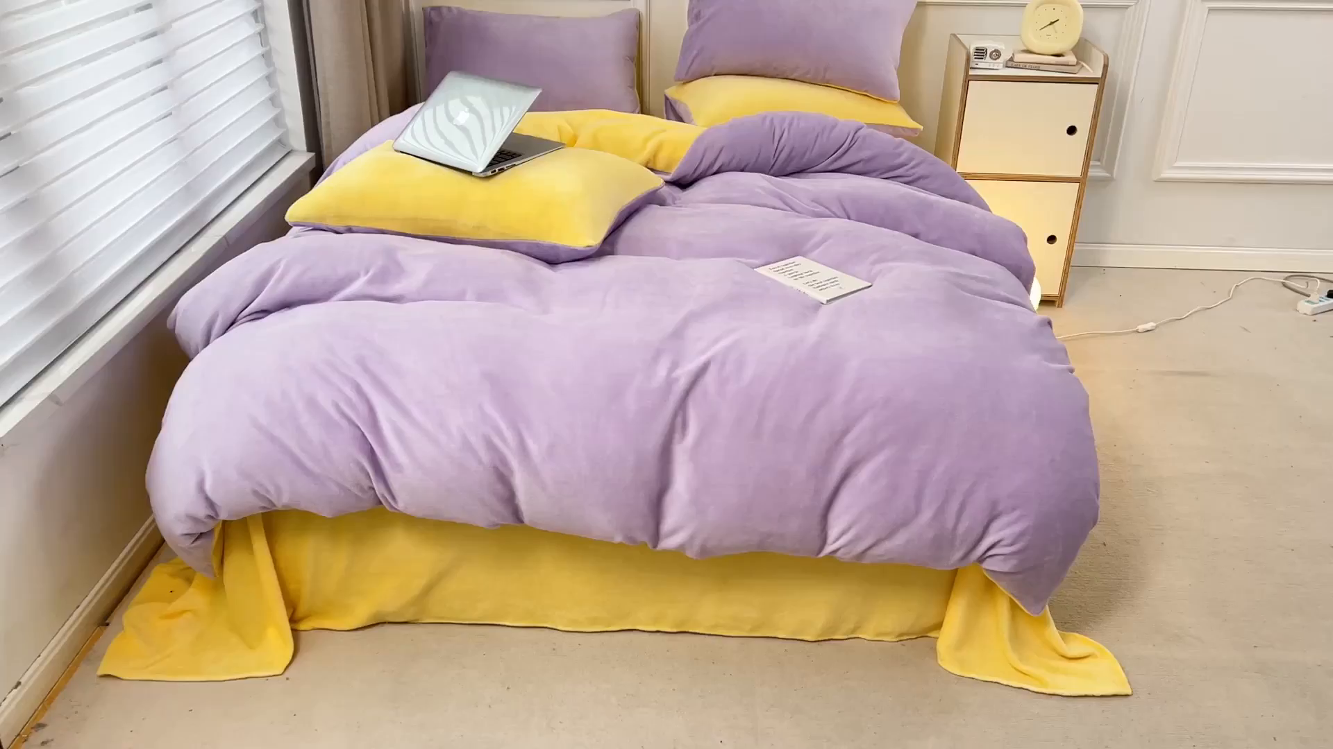 91家纺网 家纺一手货源 找家纺 梵克保罗 2025秋冬新款ins风小红书高克重纯色双拼牛奶绒单被套三件套四件套系列 芋泥奶紫