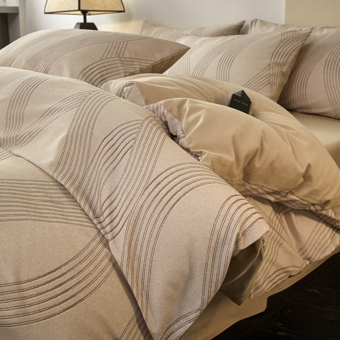 91家纺网 家纺一手货源 找家纺 雅居纺家纺 2025新款简约款全棉磨毛四件套 卡米拉