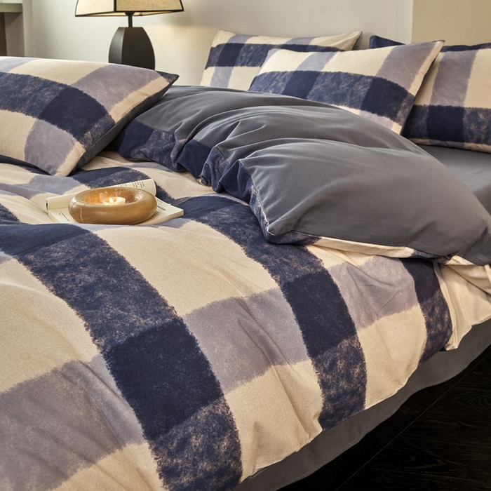 91家纺网 家纺一手货源 找家纺 雅居纺家纺 2025新款简约款全棉磨毛四件套 蓝大格