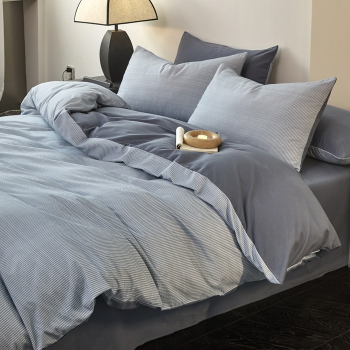 91家纺网 家纺一手货源 找家纺 雅居纺家纺 2025新款简约款全棉磨毛四件套 宁静-蓝条